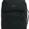 Bellroy Lite Travel Pack - plecak podróżny 30L z kieszenią na laptop black BLPA-BLK-241